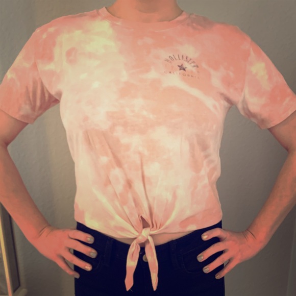Hollister Tops - Hollister Light Pink Tie Dye Crop Top